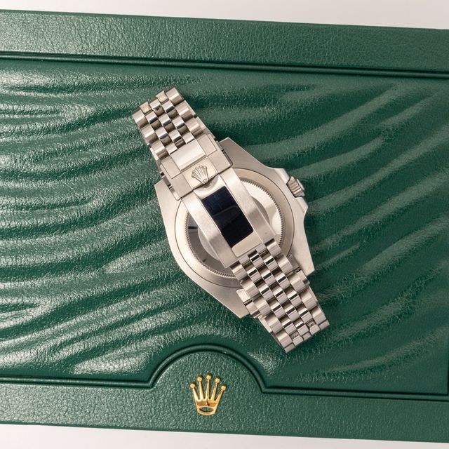 Rolex GMT Master II 126710 BLRO Image 3